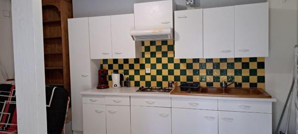 Corps de ferme entièrement rénové 246m² sur 3384m² de terrain, Lapalud 399 000 HAI