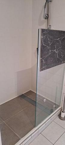 Corps de ferme entièrement rénové 246m² sur 3384m² de terrain, Lapalud 399 000 HAI