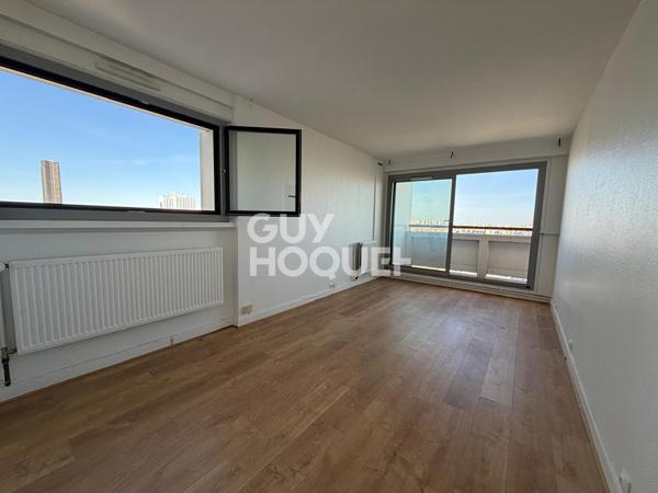 PARIS 15e - 2 PIÈCES 44,33 m² - BALCON - VUE DÉGAGÉE