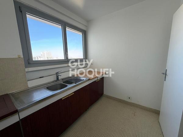 PARIS 15e - 2 PIÈCES 44,33 m² - BALCON - VUE DÉGAGÉE
