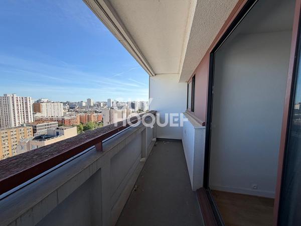 PARIS 15e - 2 PIÈCES 44,33 m² - BALCON - VUE DÉGAGÉE
