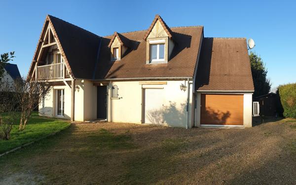 Maison à louer    5 pièces • 124 m2 Mâle