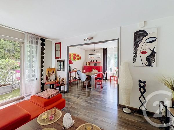 Appartement F4 à vendre  4 pièces - 89,62 m 2   MONTBELIARD  - 25