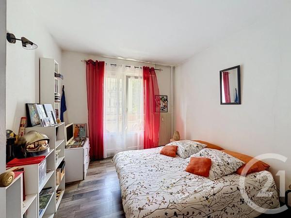 Appartement F4 à vendre  4 pièces - 89,62 m 2   MONTBELIARD  - 25
