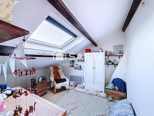 Appartement de 113 m2 avec 2 chambres, jardin, place de parking