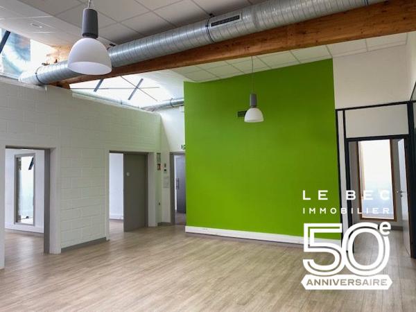 VANNES PIBS : plateau de bureaux à louer