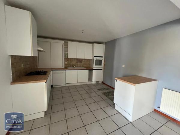 Appartement à louer 4 pièces 99.9m²