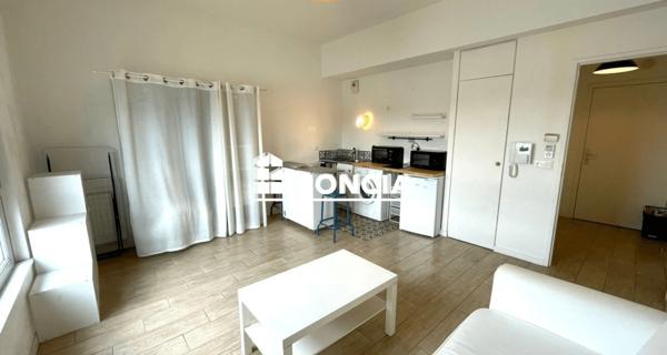 Location Studio meublé 26.28 m² - Saint-ouen-sur-seine 93400