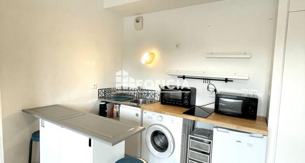 Location Studio meublé 26.28 m² - Saint-ouen-sur-seine 93400
