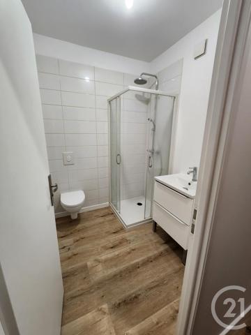 Immeuble à vendre  280,29 m 2   MUSSIDAN  - 24
