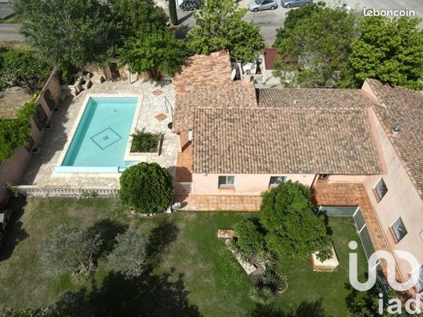 Maison à vendre 6 pièces 165 m² Eyguières