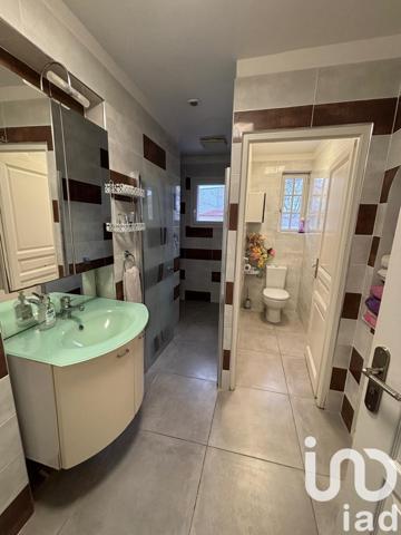 Maison à vendre 6 pièces 165 m² Eyguières