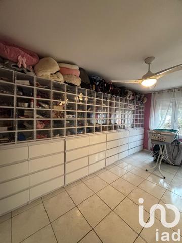 Maison à vendre 6 pièces 165 m² Eyguières