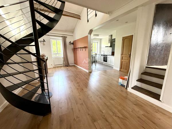 Appartement Poissy 2 pièce(s) 50m2 €248 000 ** - Référence 9185