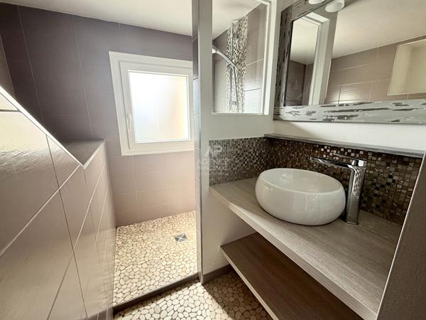 Appartement Poissy 2 pièce(s) 50m2 €248 000 ** - Référence 9185