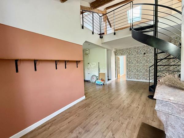 Appartement Poissy 2 pièce(s) 50m2 €248 000 ** - Référence 9185
