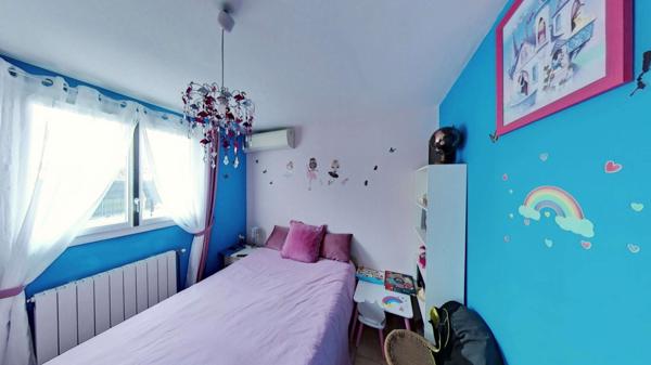 A VENDRE A MARGUERITTES - Maison plain pied 4 pièce(s) 105 m²