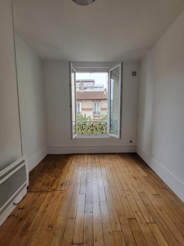 Trois pièces traversant avec une vue entièrement dégagée