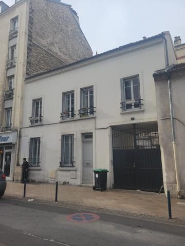 Trois pièces traversant avec une vue entièrement dégagée