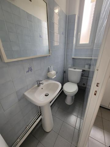 Trois pièces traversant avec une vue entièrement dégagée