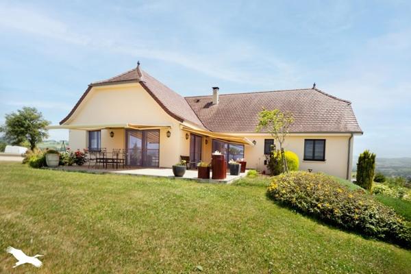 Maison à vendre |  Saint-Constant |  4 pièces | 142 m²