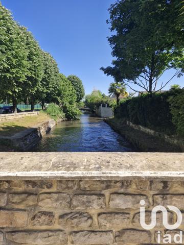 Immeuble à vendre 1 135 m² Étampes