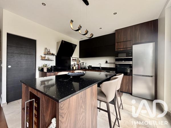 Appartement à vendre 4 pièces 87 m² Sèvres
