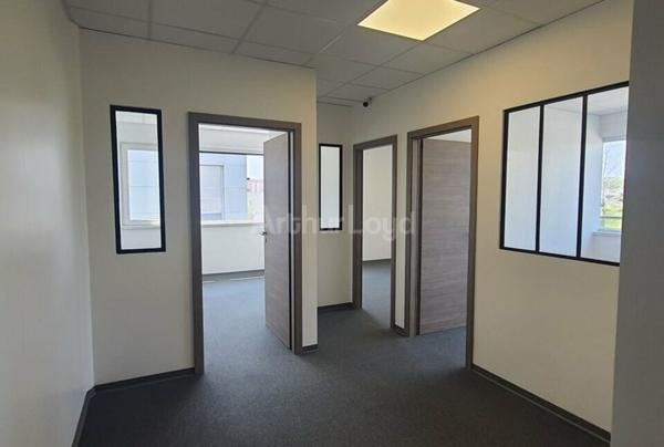 BUREAUX à LOUER de 49 m²