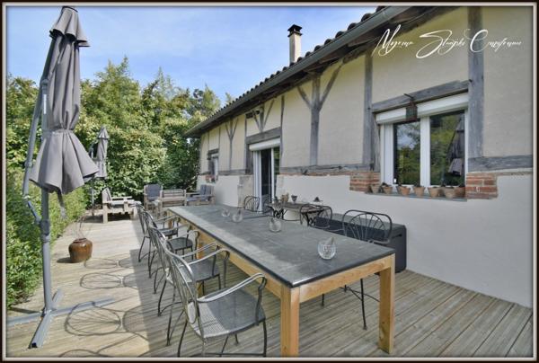 Maison Landaise de charme de 140 m² à vendre 6 pièces LINXE (40) au calme avec piscine.