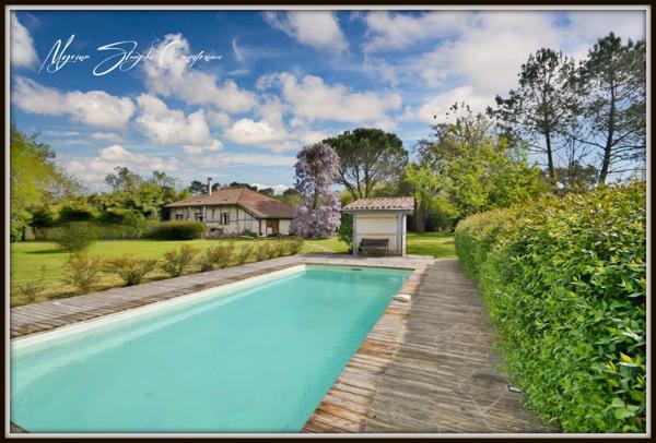 Maison Landaise de charme de 140 m² à vendre 6 pièces LINXE (40) au calme avec piscine.