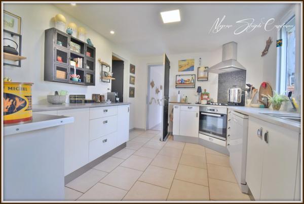 Maison Landaise de charme de 140 m² à vendre 6 pièces LINXE (40) au calme avec piscine.