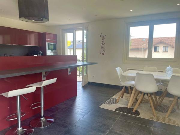 Appartement de 120 m² dans une maison avec jardin - proche frontière Suisse