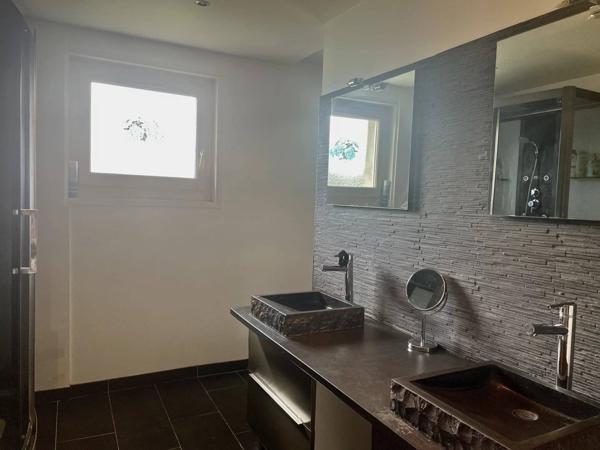 Appartement de 120 m² dans une maison avec jardin - proche frontière Suisse