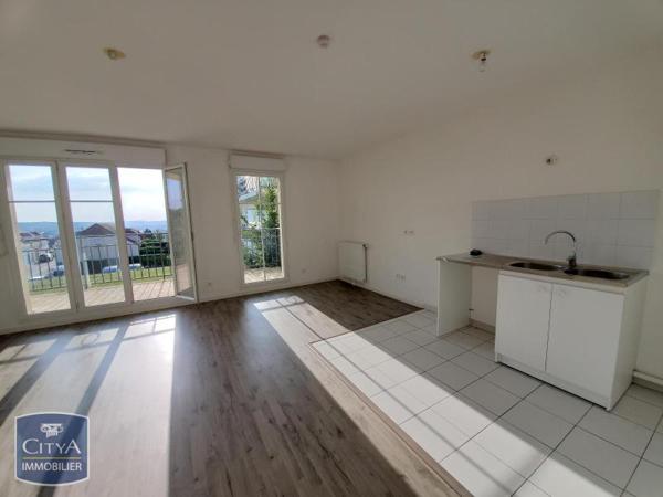 Appartement à louer 4 pièces 72.99m²