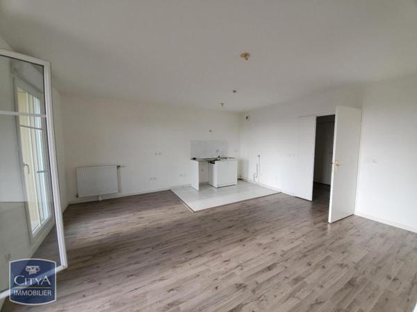 Appartement à louer 4 pièces 72.99m²