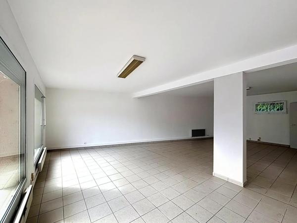 Local commercial à louer 65.08m² Étupes (25460)