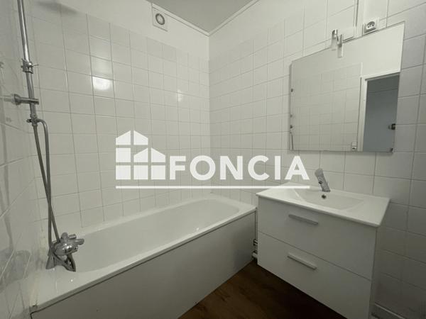 Location Appartement 3 pièces 53.49 m² - PETITES ROCHES Dijon 21000