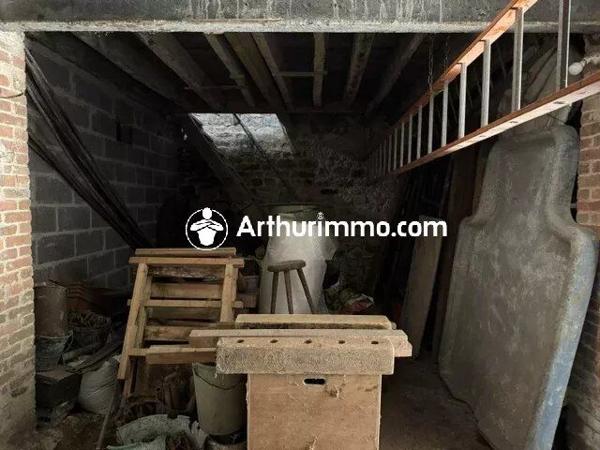 Vente                                                      Maison
                        
                     5 pièces                      110 m2                     à La Ferté-Macé