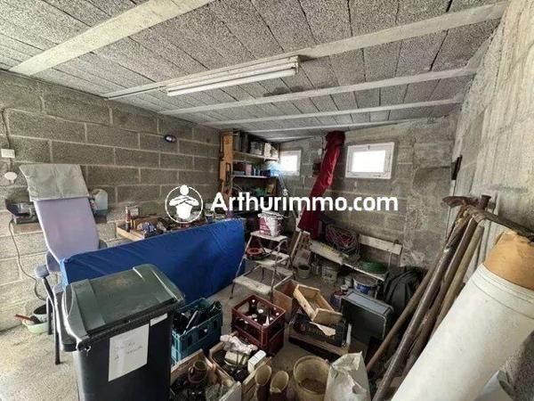 Vente                                                      Maison
                        
                     5 pièces                      110 m2                     à La Ferté-Macé