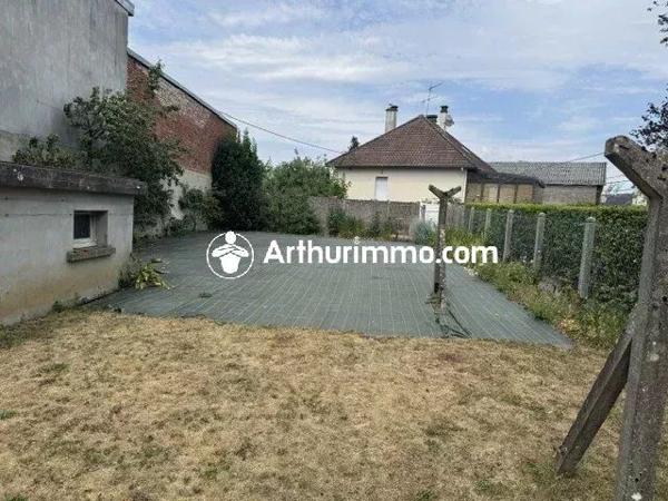 Vente                                                      Maison
                        
                     5 pièces                      110 m2                     à La Ferté-Macé