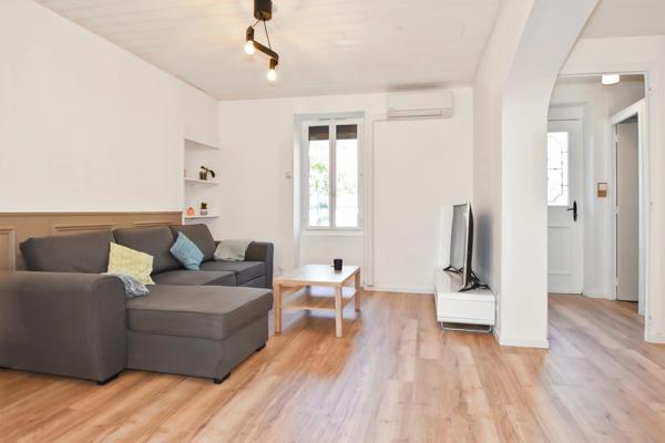 Maison à vendre 9 pièces SALLES SUR MER (17)
