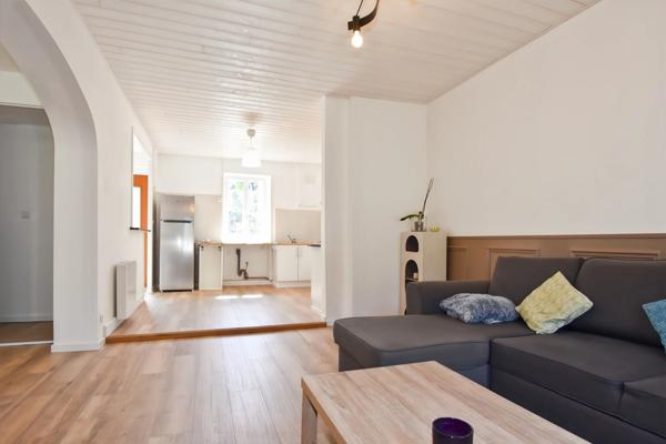 Maison à vendre 9 pièces SALLES SUR MER (17)
