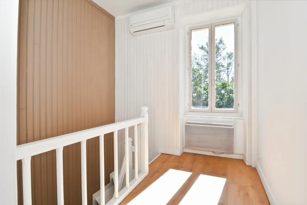 Maison à vendre 9 pièces SALLES SUR MER (17)