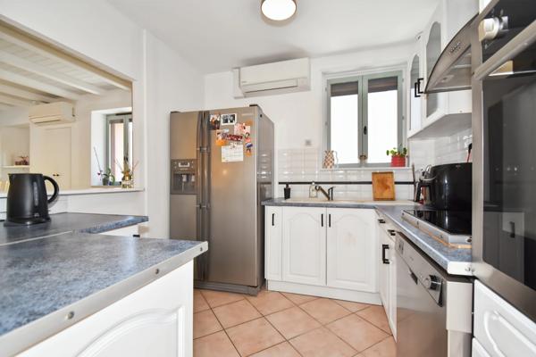 Maison à vendre 9 pièces SALLES SUR MER (17)