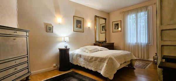 Maison avec vue panoramique et piscine – Proche Bergerac