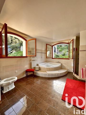 Maison à vendre 9 pièces 295 m² Saint-Paul-de-Vence