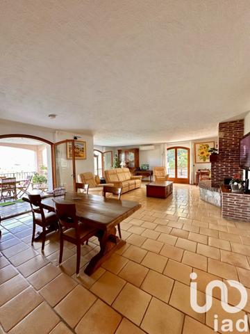 Maison à vendre 9 pièces 295 m² Saint-Paul-de-Vence