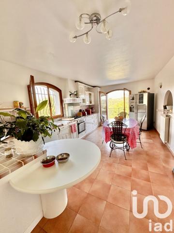Maison à vendre 9 pièces 295 m² Saint-Paul-de-Vence