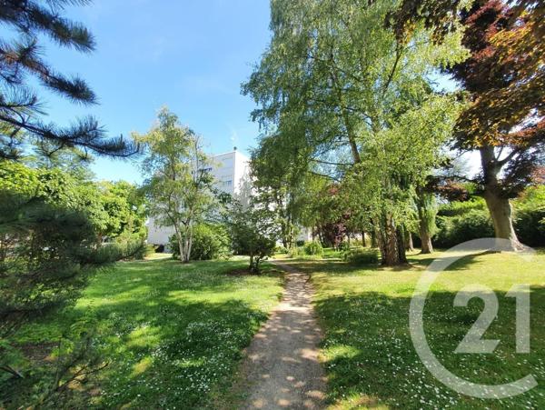 Appartement F4 à vendre  4 pièces - 66,86 m2 L ISLE ADAM - 95