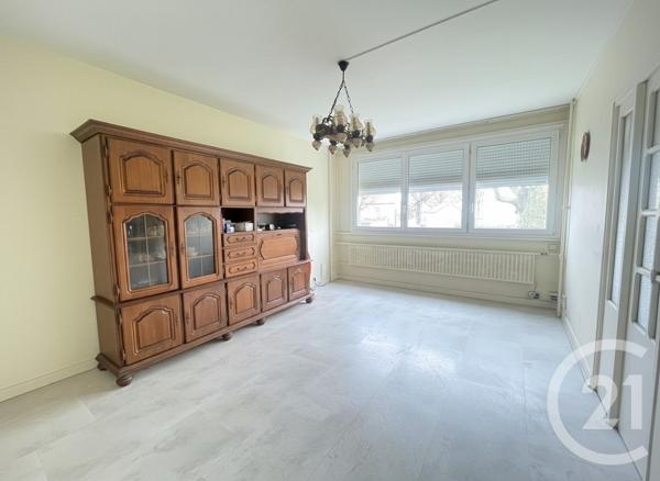 Appartement F4 à vendre  4 pièces - 66,86 m2 L ISLE ADAM - 95